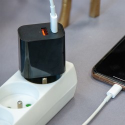 Chargeur secteur personnalisé USB Type-C "Suko"